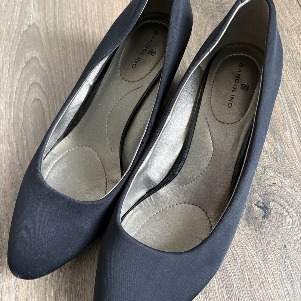 Bandolino Women's Elegant Black Platforms